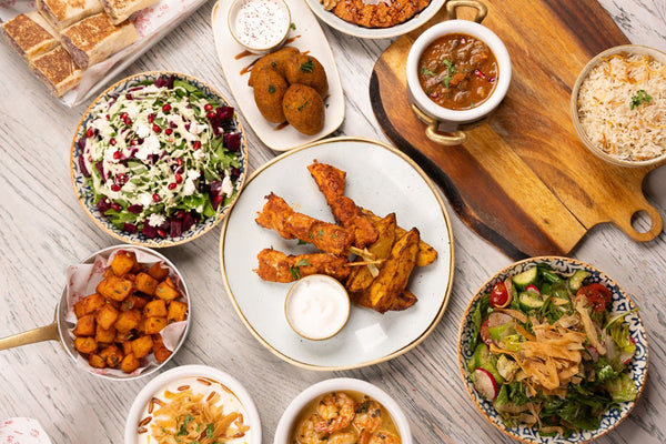 Buffet Tradition « Mezzés & Beignets » — grand buffet libanais, salades et plats — traiteur Al Boustan Paris