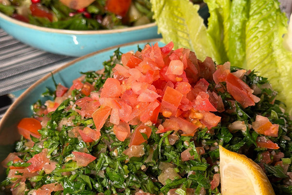 Buffet Vegan « Beyrouth Green » — taboulé et fattouche, salades libanaises fraîches — Al Boustan Paris